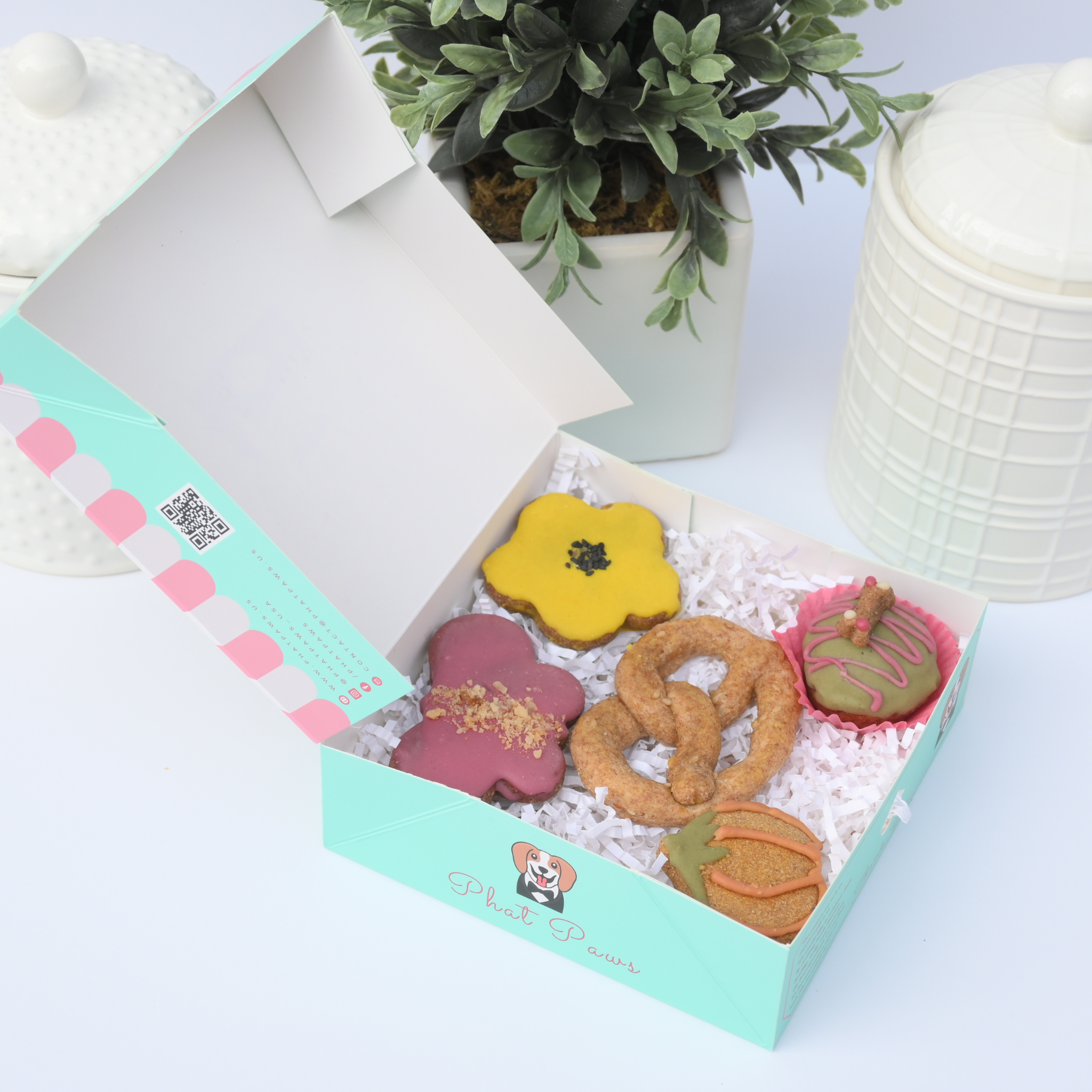 Build your own variety 5 treat gift box for $15